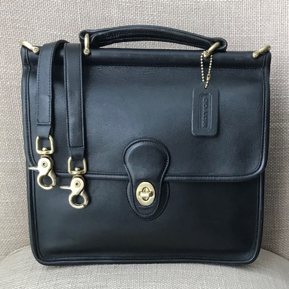 Coach Handbags - Coach Vintage Willis Black Crossbody Handbag 9927